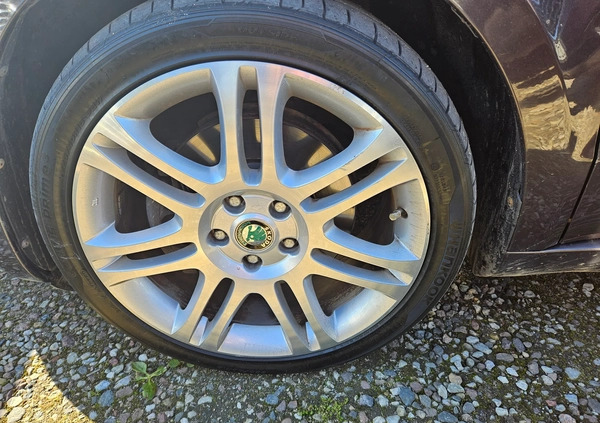 Skoda Superb cena 27900 przebieg: 301871, rok produkcji 2010 z Starogard Gdański małe 466